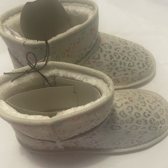 Sold. Lily and Dan Colorful Cheetah Print boot s BNIB - Picture 7 of 10